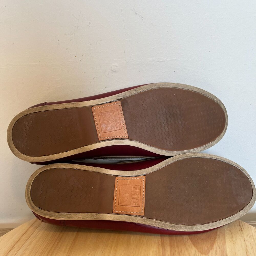 Frye Quincy‎ Womens Size 9.5 Shoes Burgundy Leather Moc Toe Slip On Boat - Picture 10 of 11